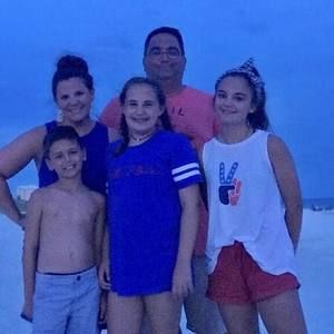 Meet your Posher, Luciana